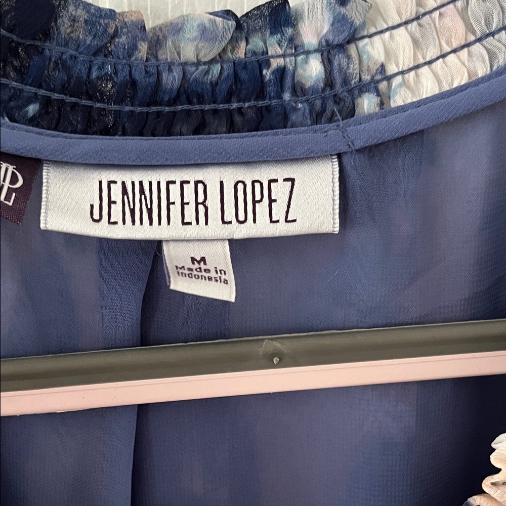 Jennifer Lopez Navy and Cream Abstract Blouse - Picture 2 of 5